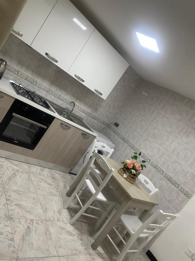 Casa Vacanza La Serenella Apartment Naples Luaran gambar